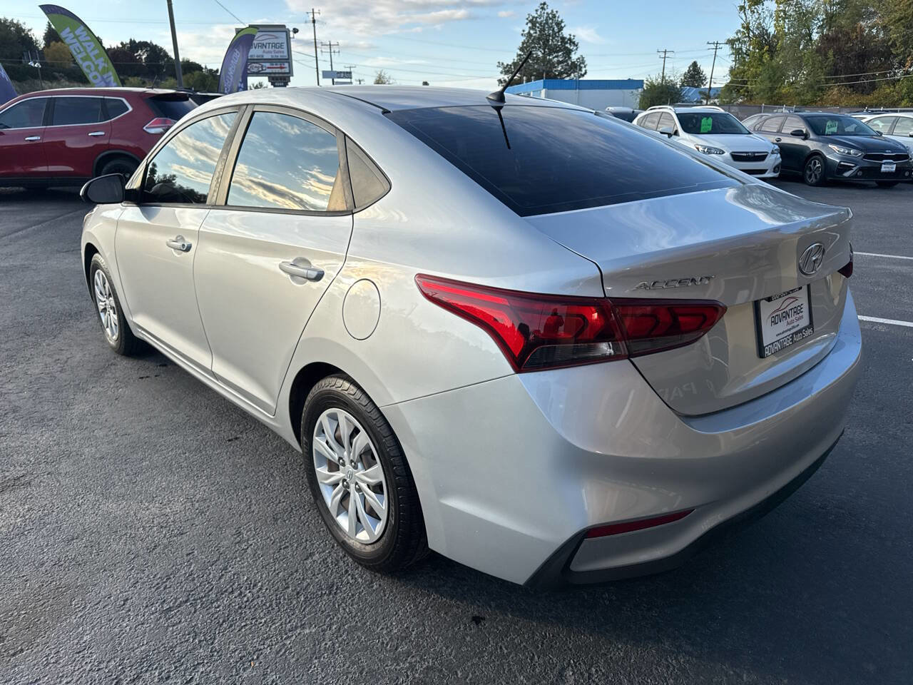 Used 2019 Hyundai Accent SE image 5