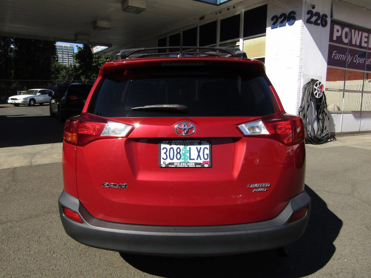 Used 2015 Toyota RAV4 Limited image 25
