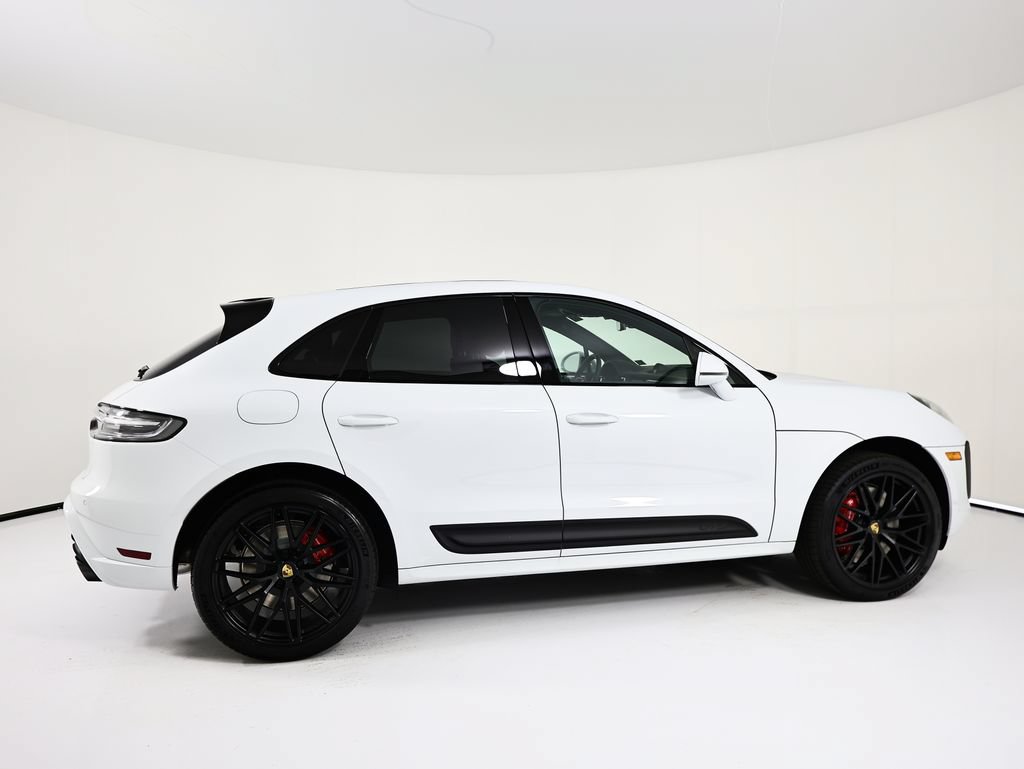 New 2026 Porsche Macan GTS AWD/4WD image 8