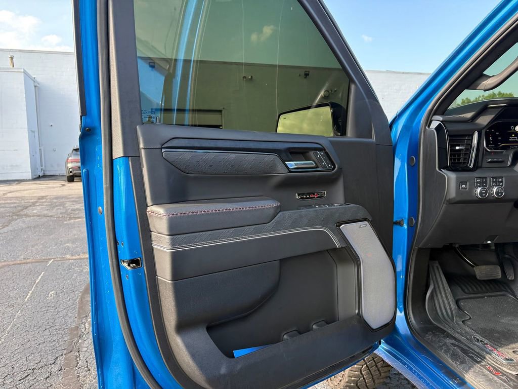 Used 2024 GMC Sierra 1500 AT4X AWD/4WD image 10