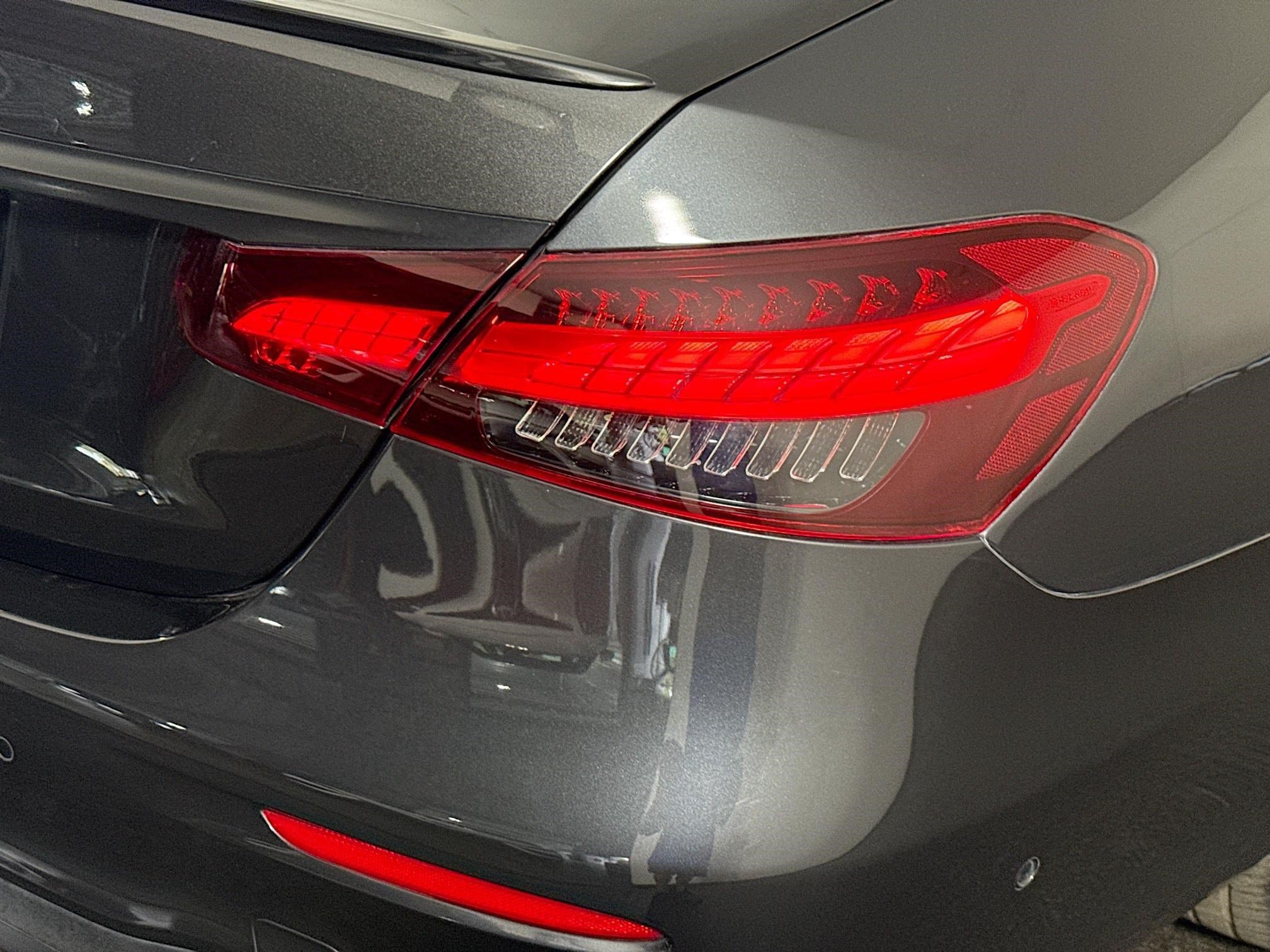 Used 2022 Mercedes-Benz E 350 Sedan w/ AMG Line Exterior image 34