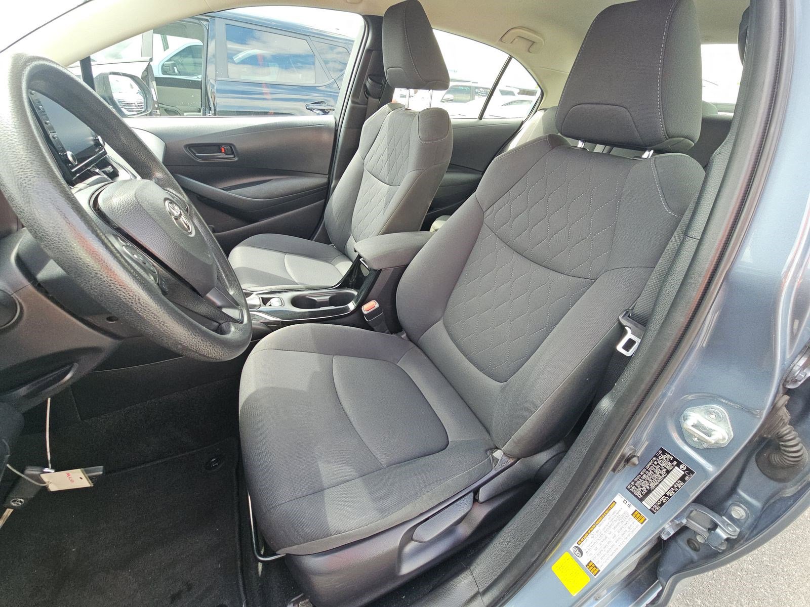 Used 2022 Toyota Corolla LE FWD image 15