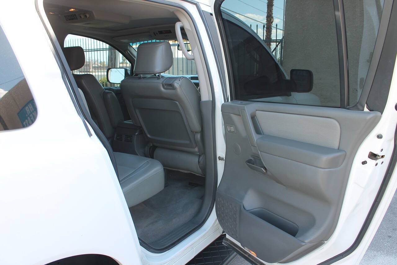 Used 2005 Nissan Armada SE w/ (S01) Journey Pkg (SE) AWD/4WD image 34