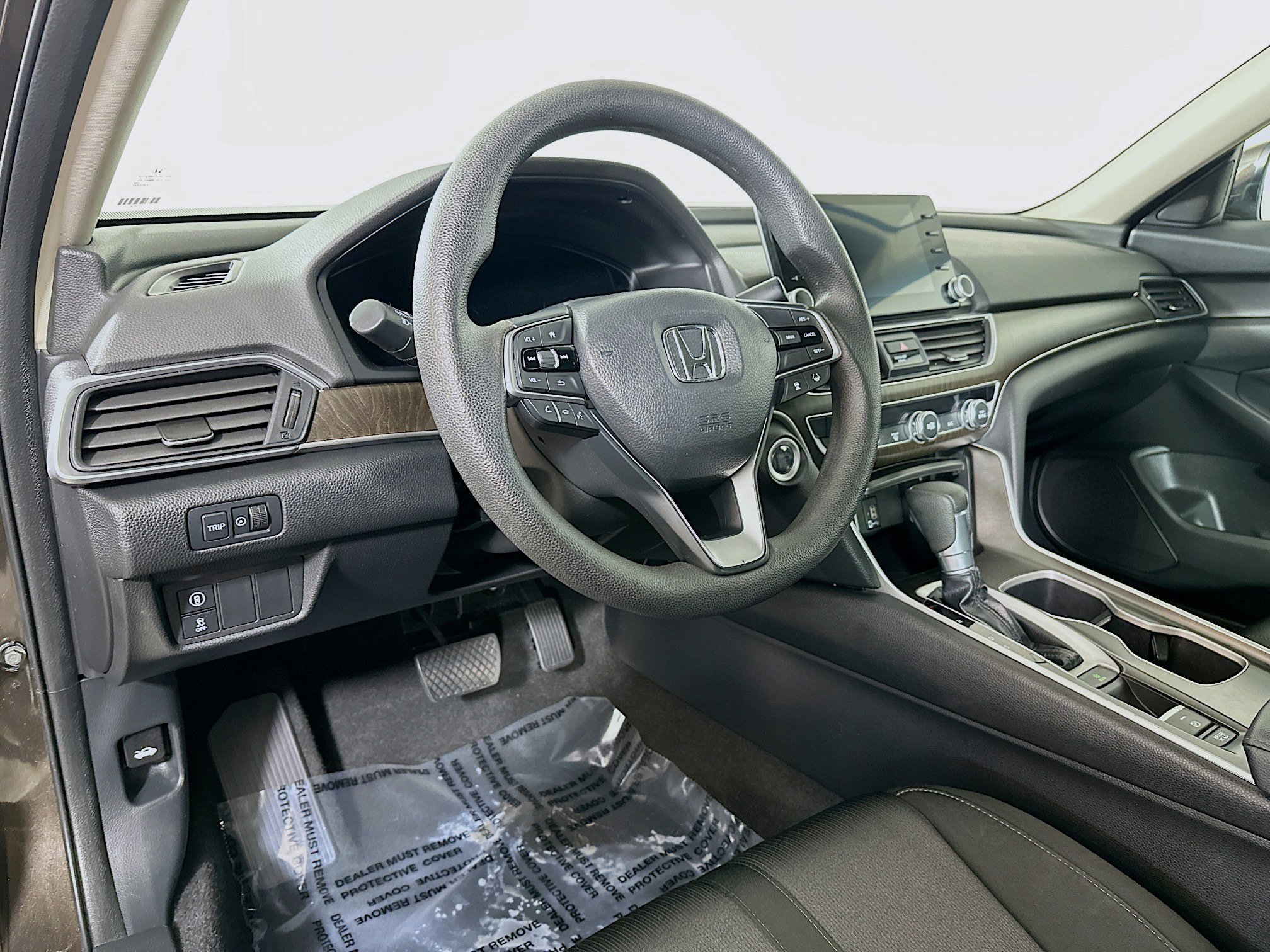 Used 2018 Honda Accord EX image 9