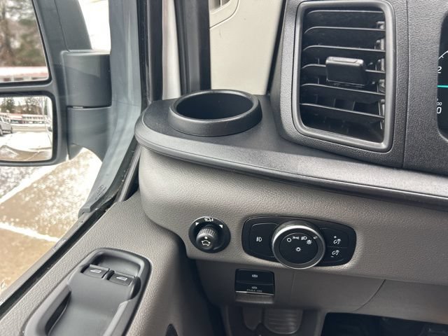 Used 2022 Ford Transit 350 XLT RWD image 29
