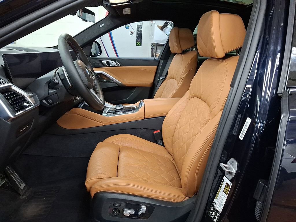 Used 2025 BMW X6 M60i AWD/4WD image 9