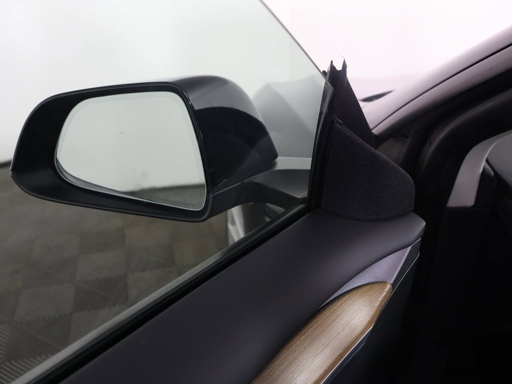 Used 2023 Tesla Model 3 Standard Range image 31