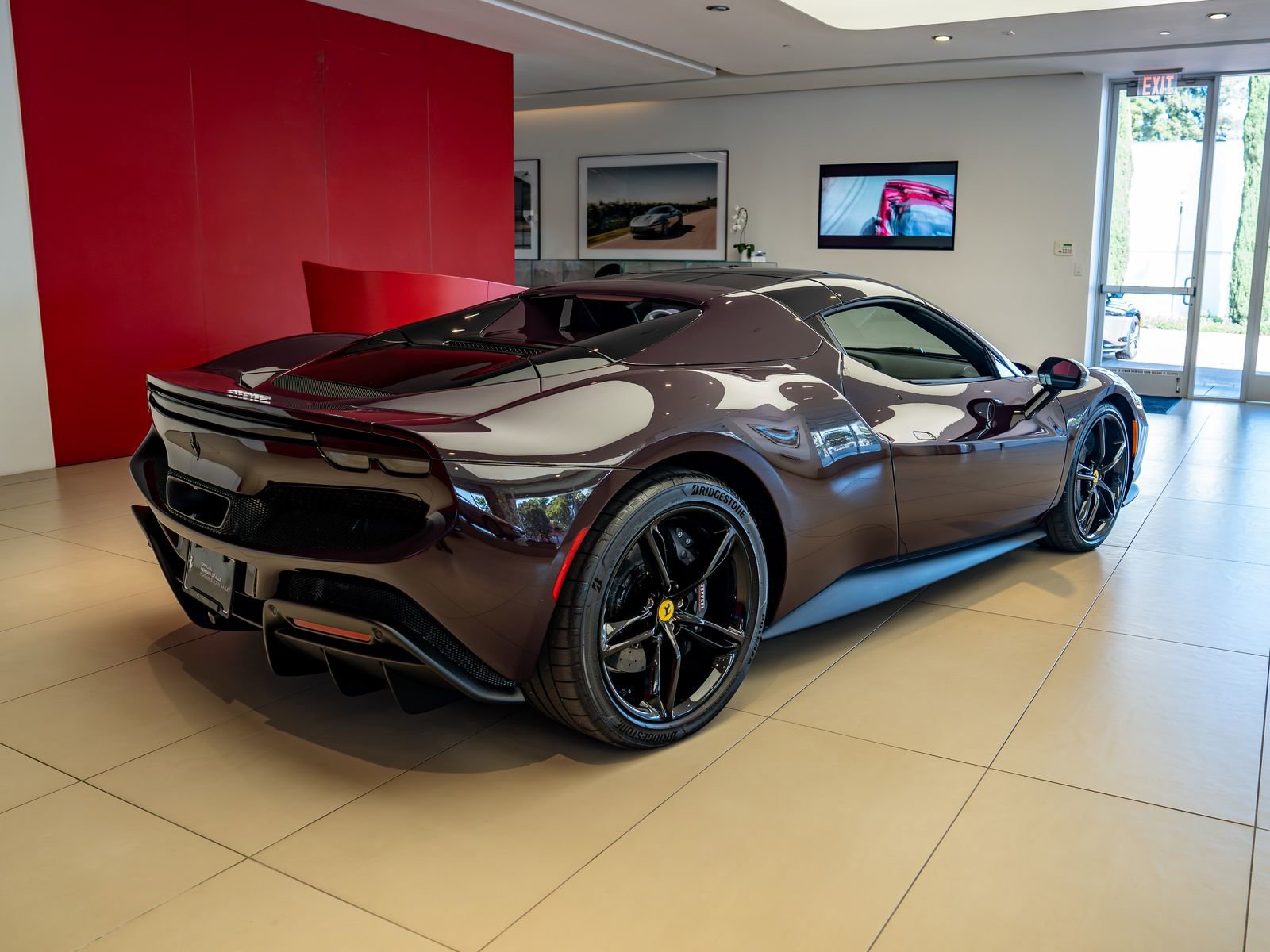 Used 2025 Ferrari 296 GTS RWD image 31