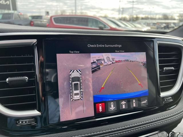 New 2026 Chrysler Pacifica Select w/ S Appearance Package AWD/4WD image 17
