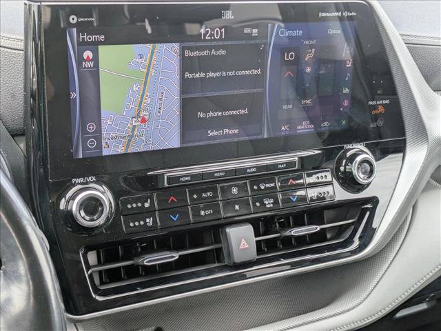 Used 2021 Toyota Highlander Platinum AWD/4WD image 11