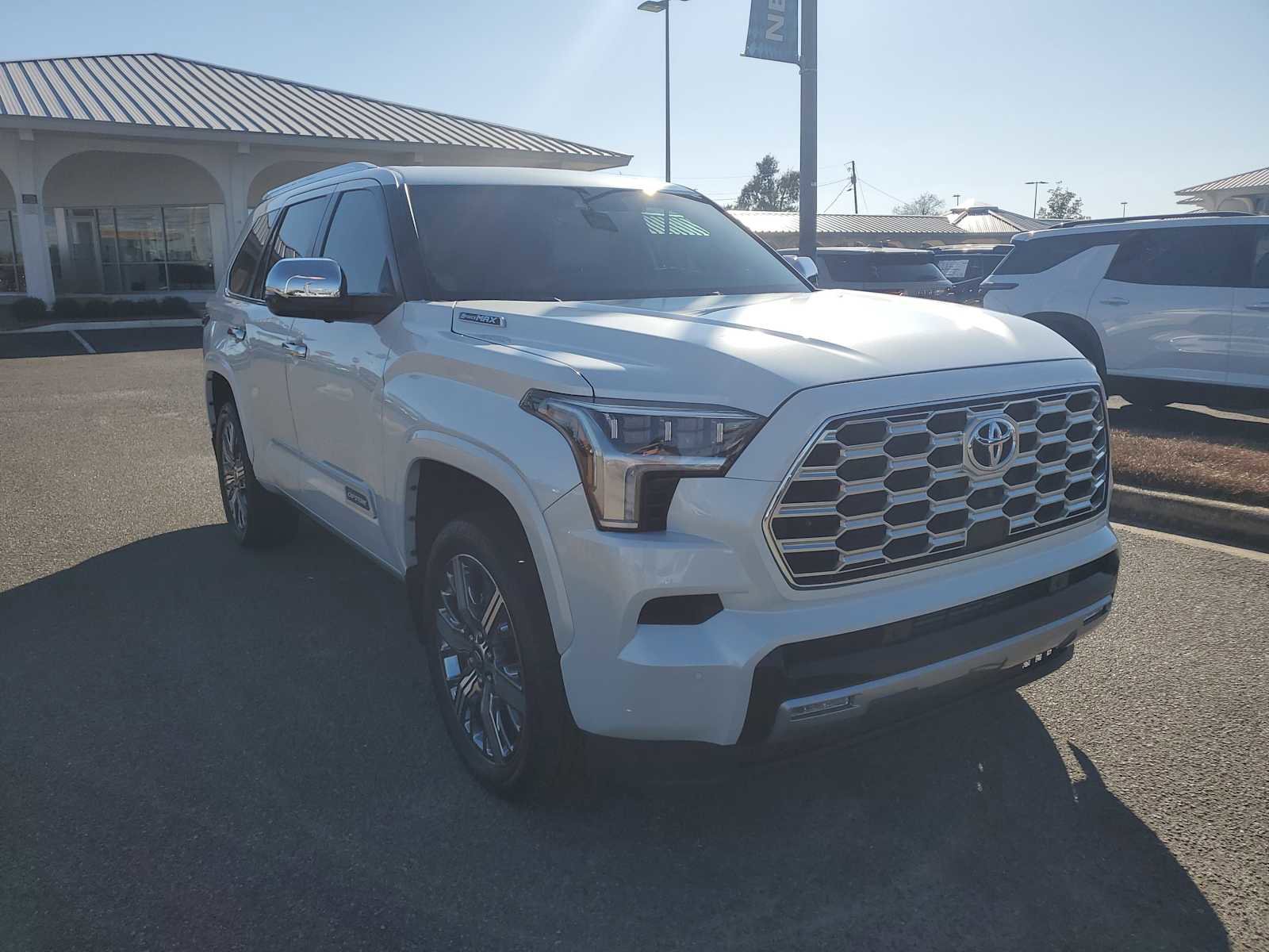 Used 2025 Toyota Sequoia Capstone image 8