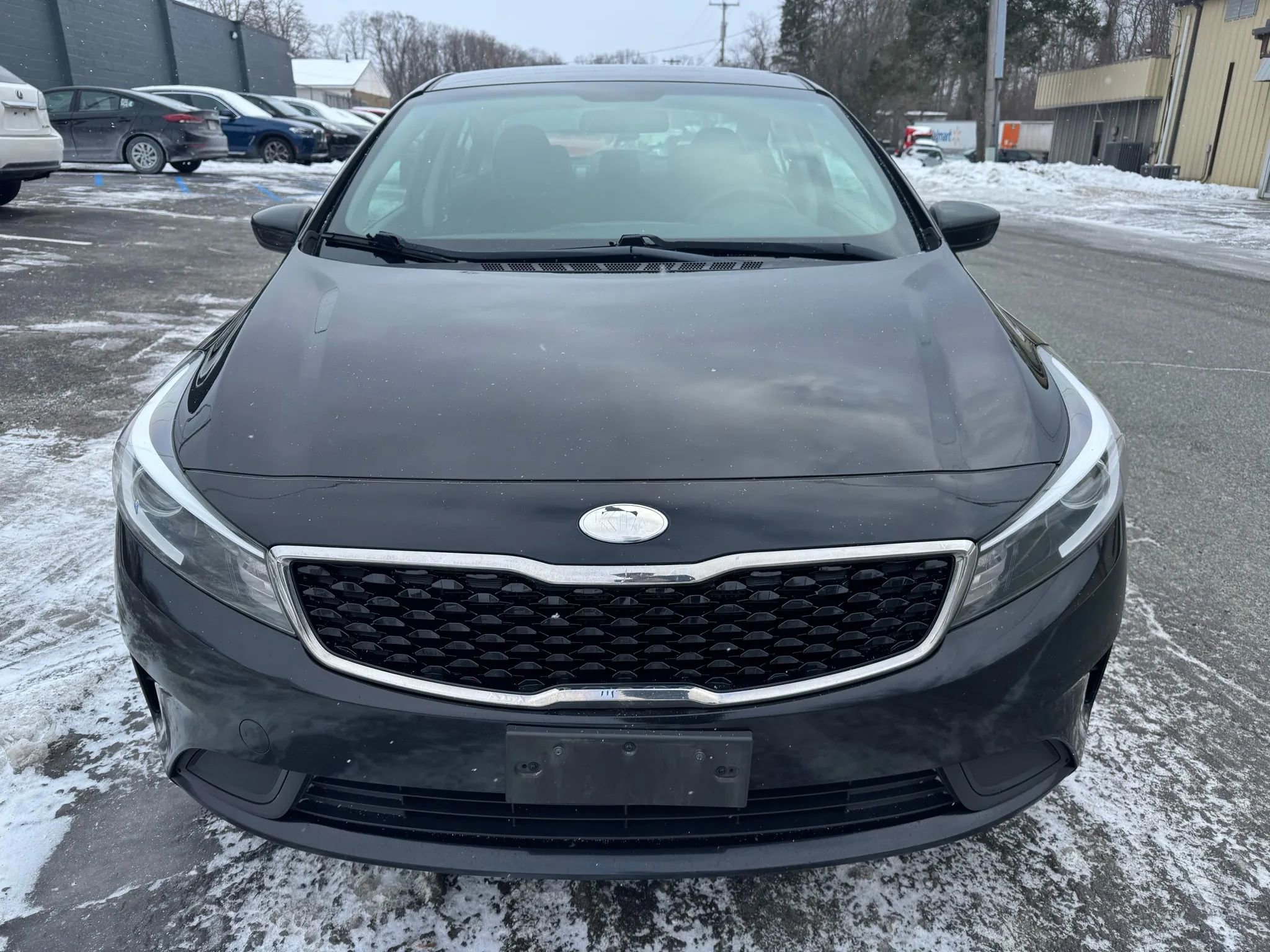 Used 2018 Kia Forte LX image 2