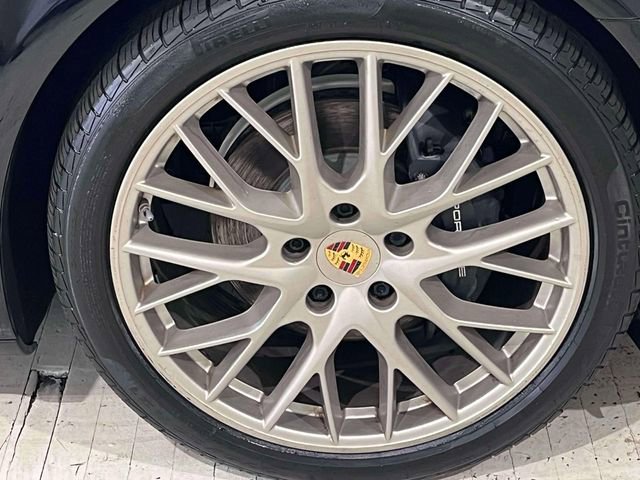 Used 2020 Porsche Panamera image 16
