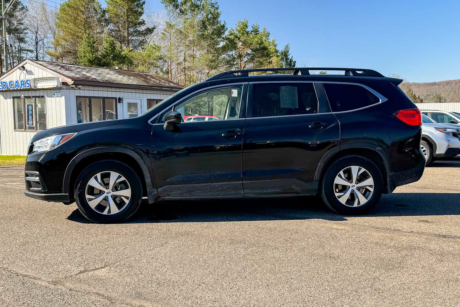 Certified 2022 Subaru Ascent Premium w/ Convenience Package image 6