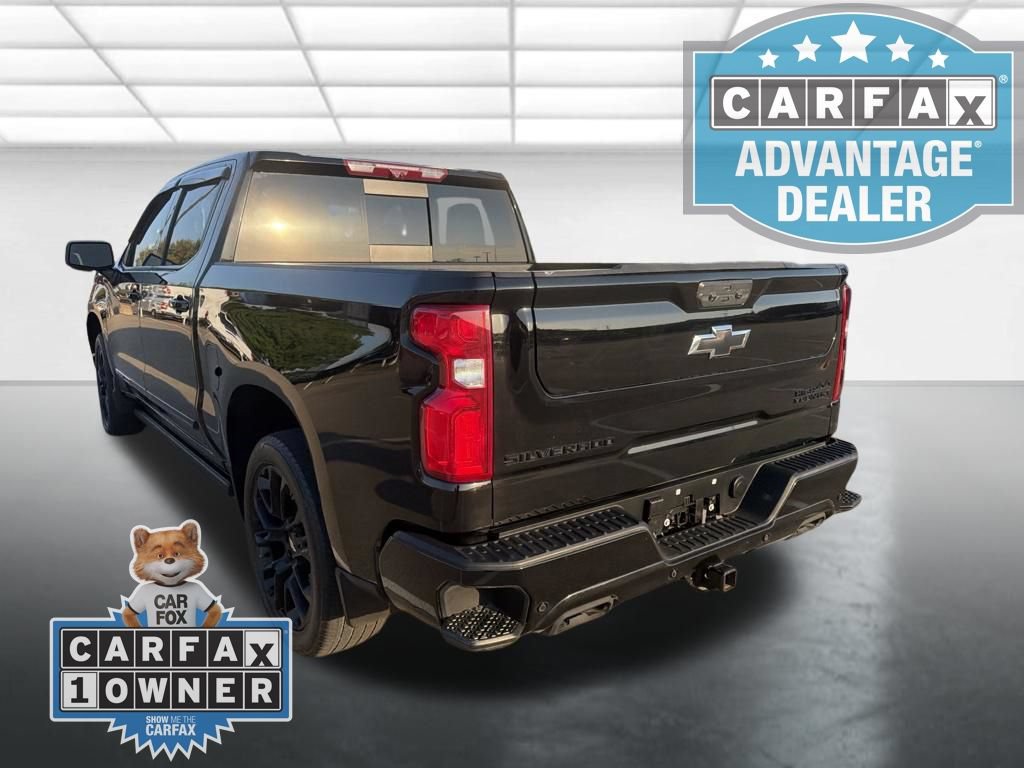 Used 2025 Chevrolet Silverado 1500 High Country w/ Midnight Edition AWD/4WD image 5