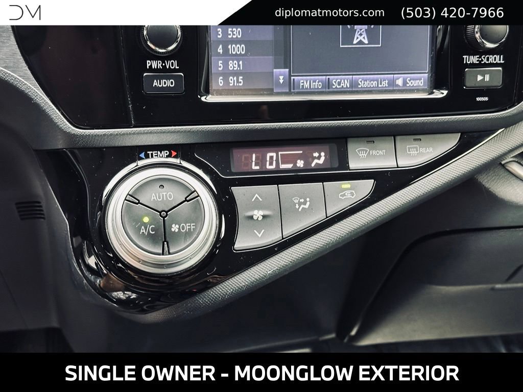 Used 2015 Toyota Prius C Two FWD image 33