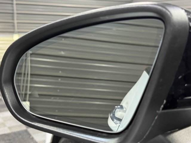 Used 2021 Mercedes-Benz CLA 250 4MATIC image 34