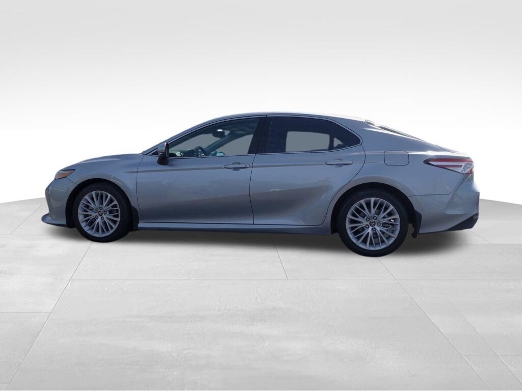 Certified 2019 Toyota Camry XLE image 7