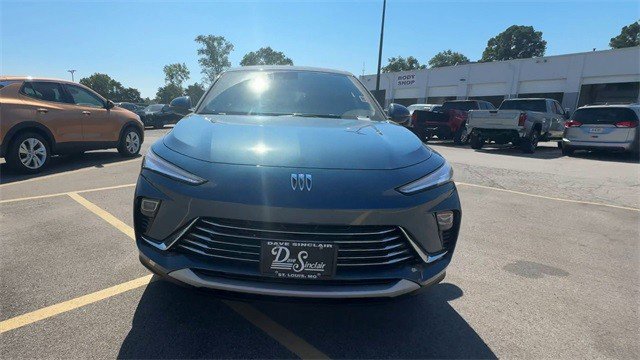 New 2026 Buick Envista Preferred w/ Convenience II Package image 3