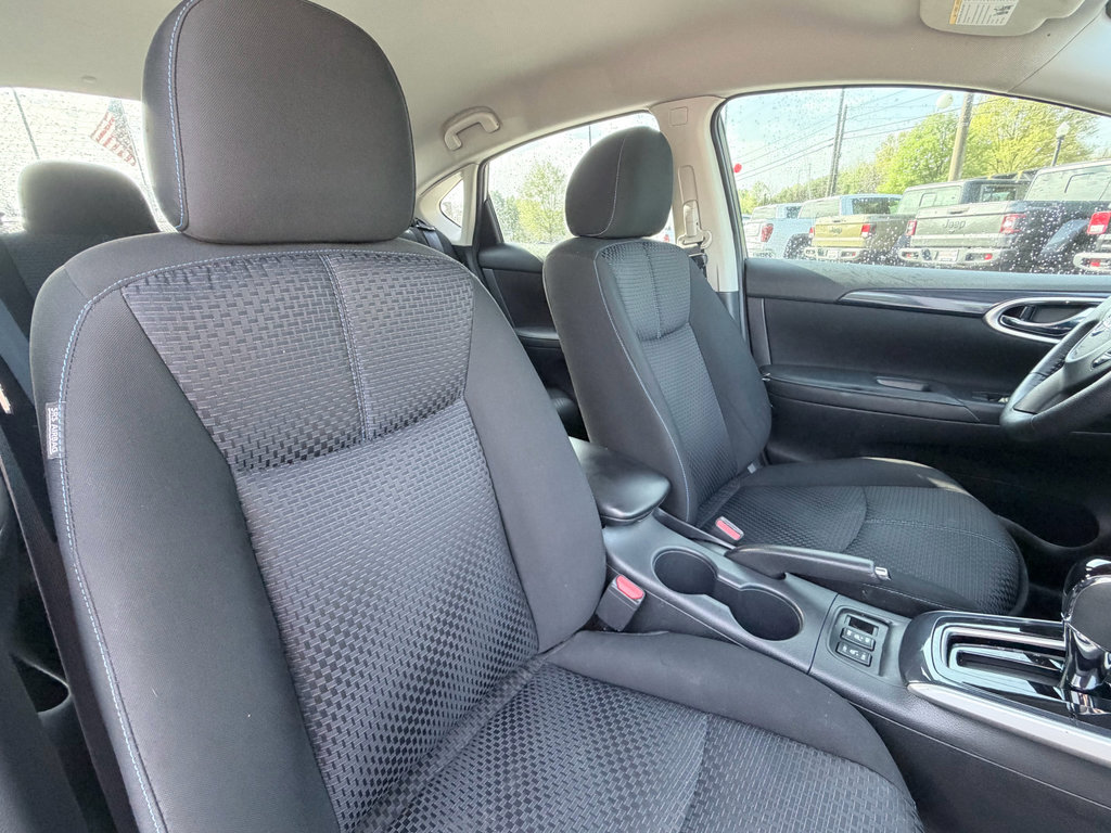 Used 2019 Nissan Sentra SR image 23