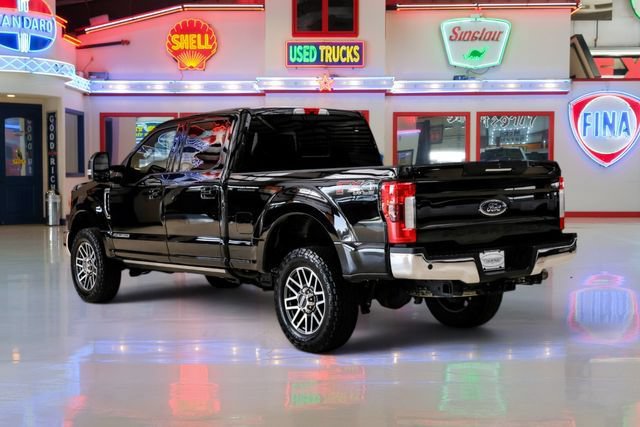 Used 2019 Ford F250 Lariat w/ Lariat Ultimate Package AWD/4WD image 4