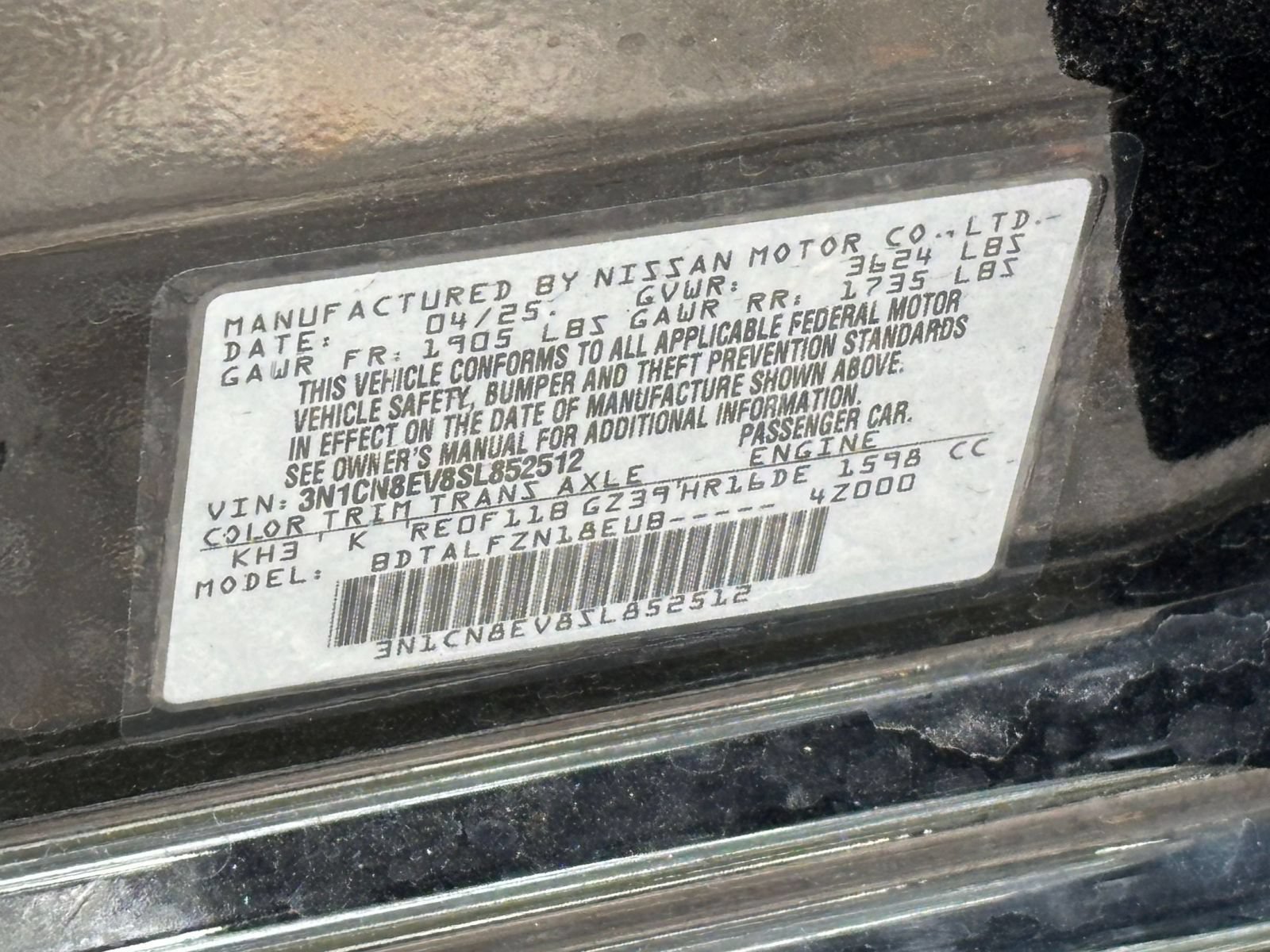 Used 2025 Nissan Versa SV FWD image 12