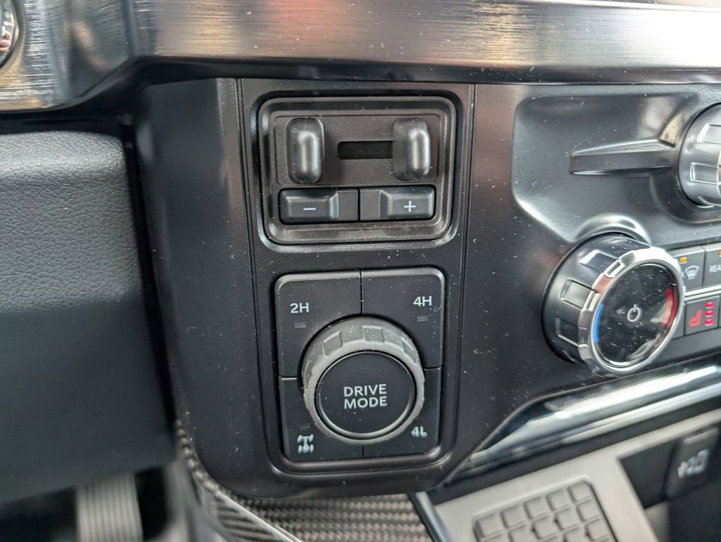 New 2026 Ford F250 Lariat w/ Black Appearance Package AWD/4WD image 19