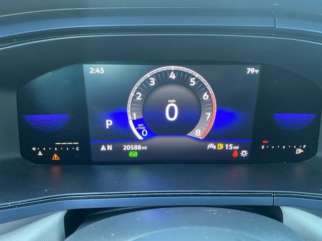 Used 2022 Volkswagen Taos SE w/ Panoramic Sunroof Package image 18