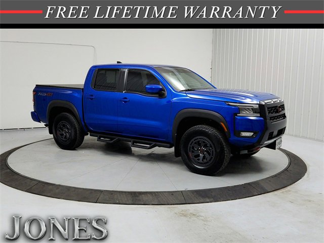 Used 2025 Nissan Frontier PRO-4X image 1