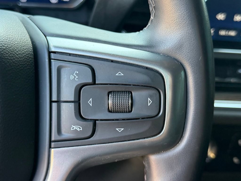 Used 2023 Chevrolet Silverado 1500 RST w/ Z71 Off-Road Package AWD/4WD image 32