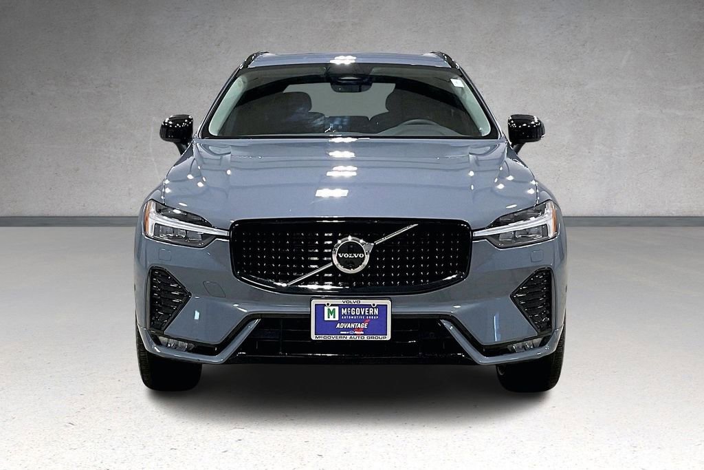 Certified 2023 Volvo XC60 B5 Plus w/ Climate Package image 2