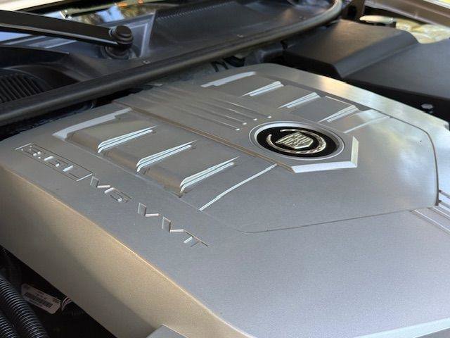 Used 2005 Cadillac STS w/ Preferred Equipment Group RWD image 34