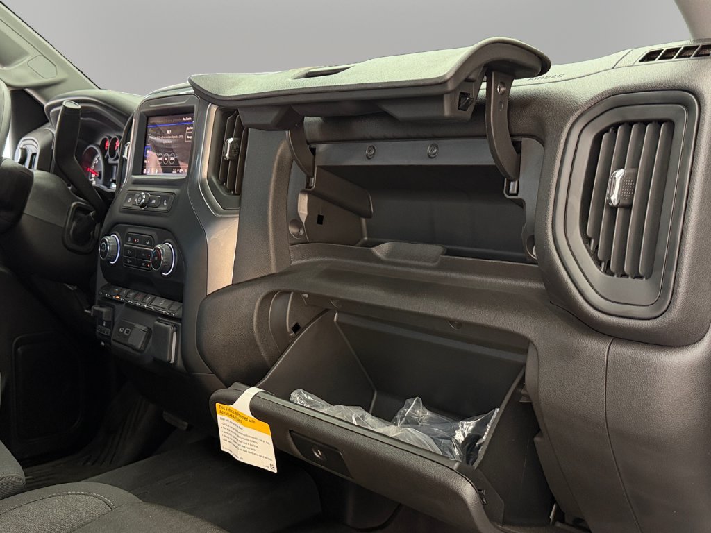 Used 2025 Chevrolet Silverado 1500 Custom Trail Boss AWD/4WD image 18