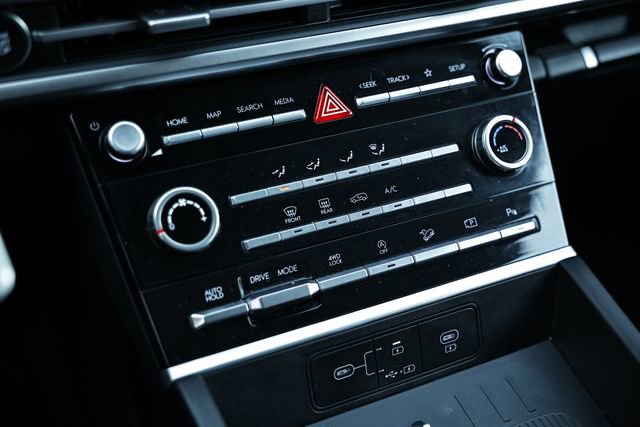 Used 2024 Hyundai Santa Fe SE image 39