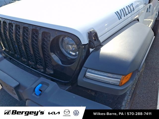 Used 2023 Jeep Wrangler Unlimited w/ Cold Weather Group image 9