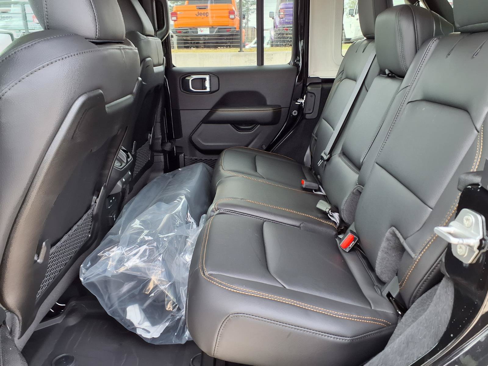 New 2026 Jeep Wrangler Unlimited Sahara w/ Safety Group AWD/4WD image 14