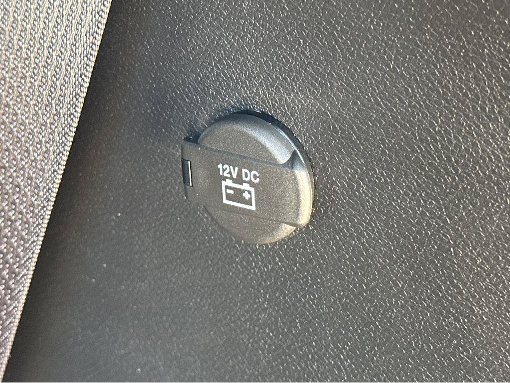 Used 2025 Chrysler Pacifica Select FWD image 39
