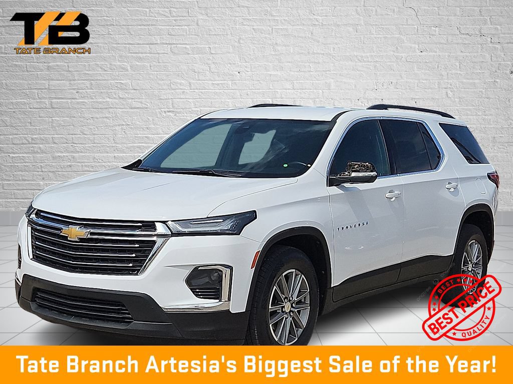 Used 2023 Chevrolet Traverse LT AWD/4WD image 1