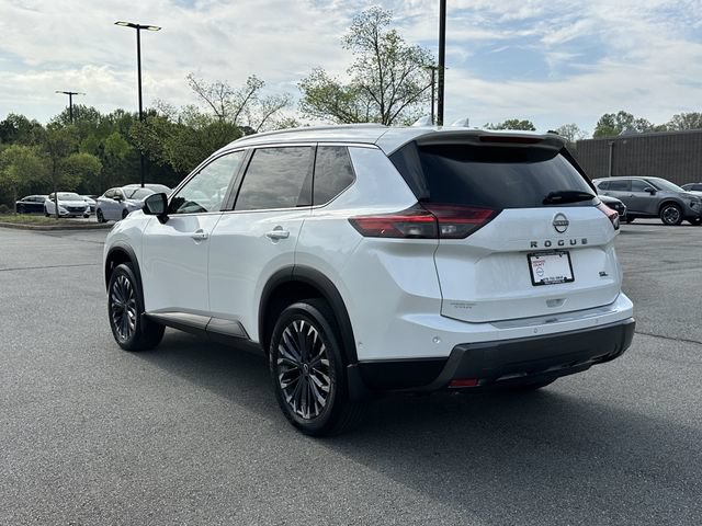 Certified 2025 Nissan Rogue SL w/ Tech Package FWD image 7