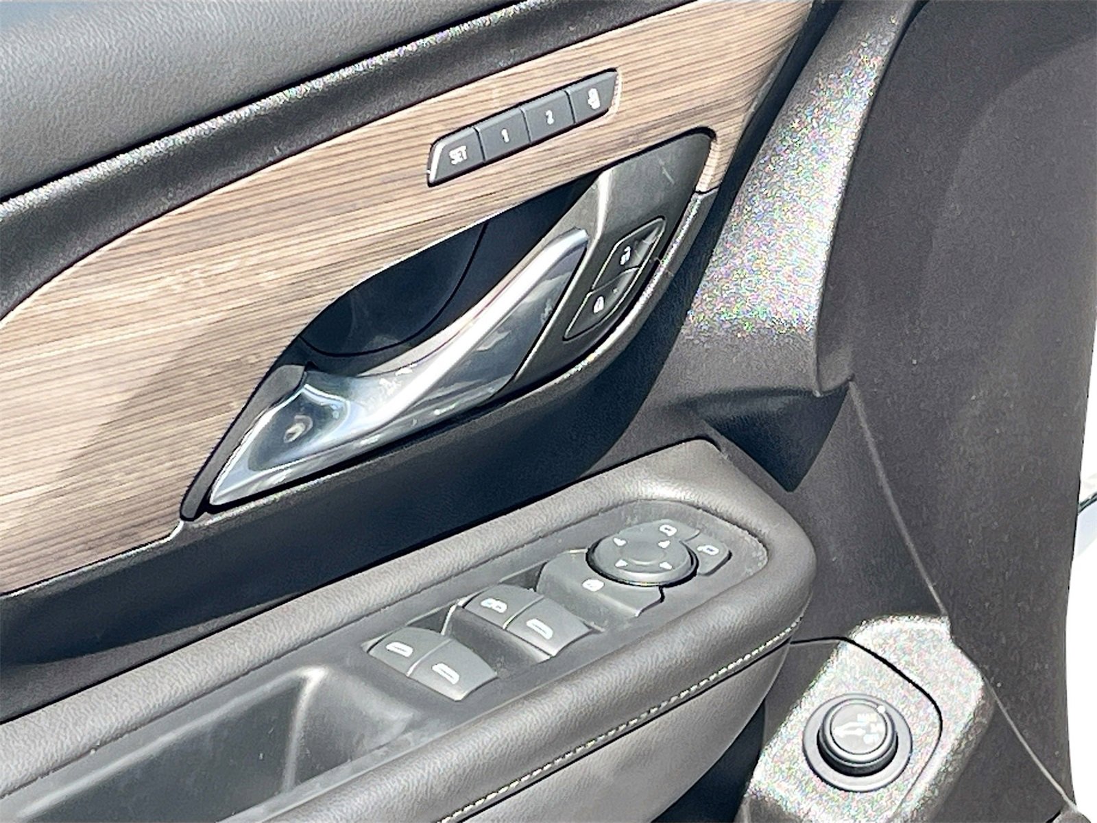 Used 2024 GMC Terrain Denali image 18