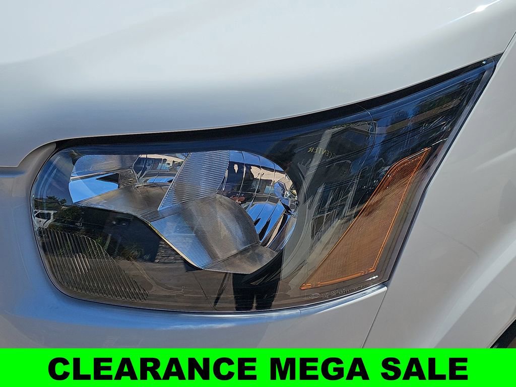 New 2025 Ford Transit 250 Low Roof image 33