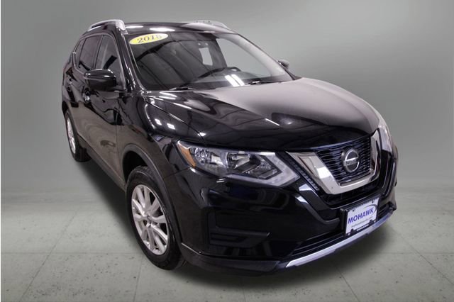 Used 2018 Nissan Rogue SV w/ Premium Package image 8