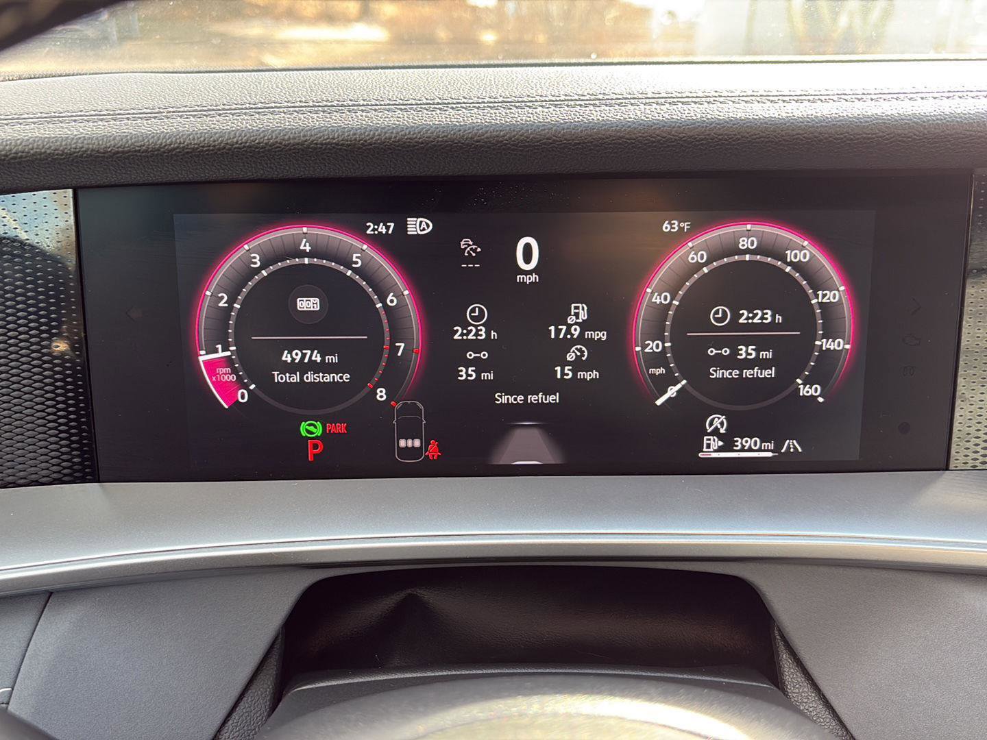 Used 2025 Volkswagen Tiguan SE image 23