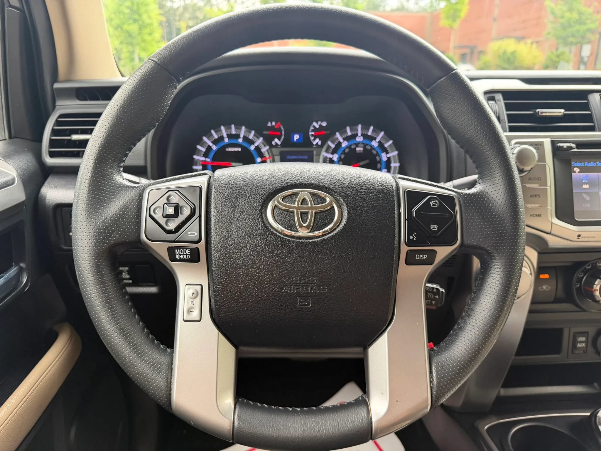 Used 2016 Toyota 4Runner SR5 AWD/4WD image 31