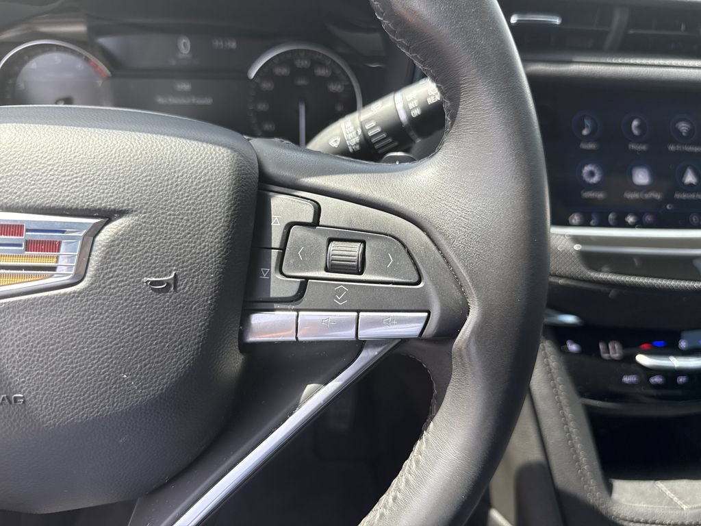 Used 2024 Cadillac XT6 Luxury FWD image 15