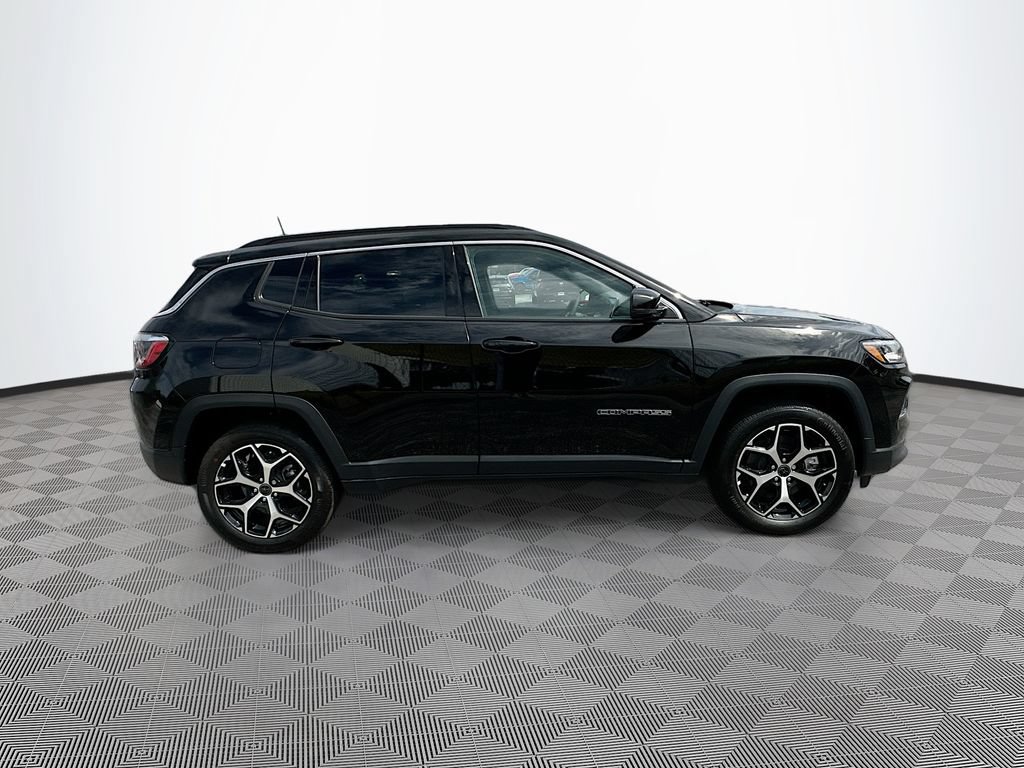 New 2026 Jeep Compass Limited AWD/4WD image 10