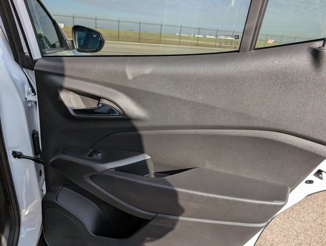 Used 2024 Chevrolet Trax RS w/ Sunroof Package image 7