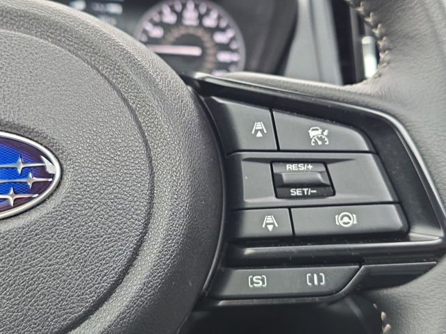 Certified 2025 Subaru Forester Premium image 18