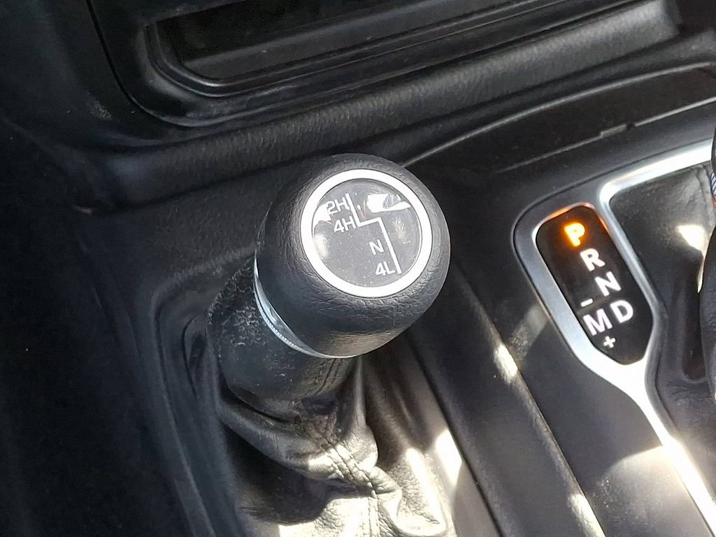 Used 2021 Jeep Wrangler Unlimited Sport AWD/4WD image 24