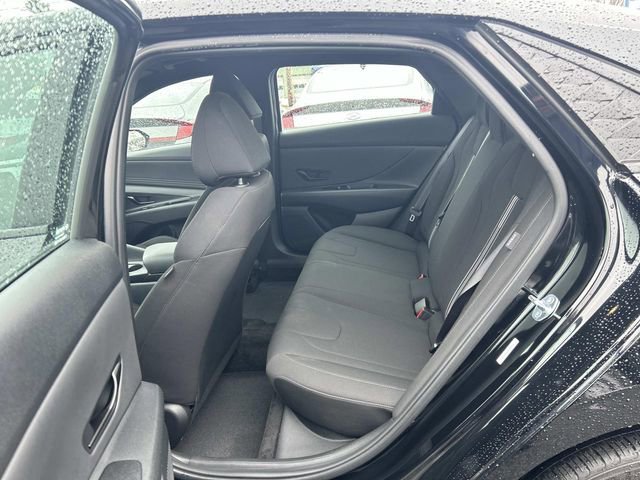 Certified 2025 Hyundai Elantra Sport image 12